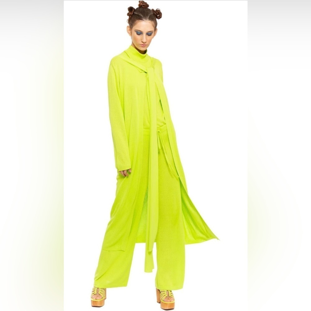 NWT- CHAOUICHE Women's Knit Cardigan  MULTIPLE SIZES    COLOR: Lime Green